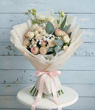 Букет цветов из:  Розы и Лизиантусы #REPLACE_PRED# Дубне