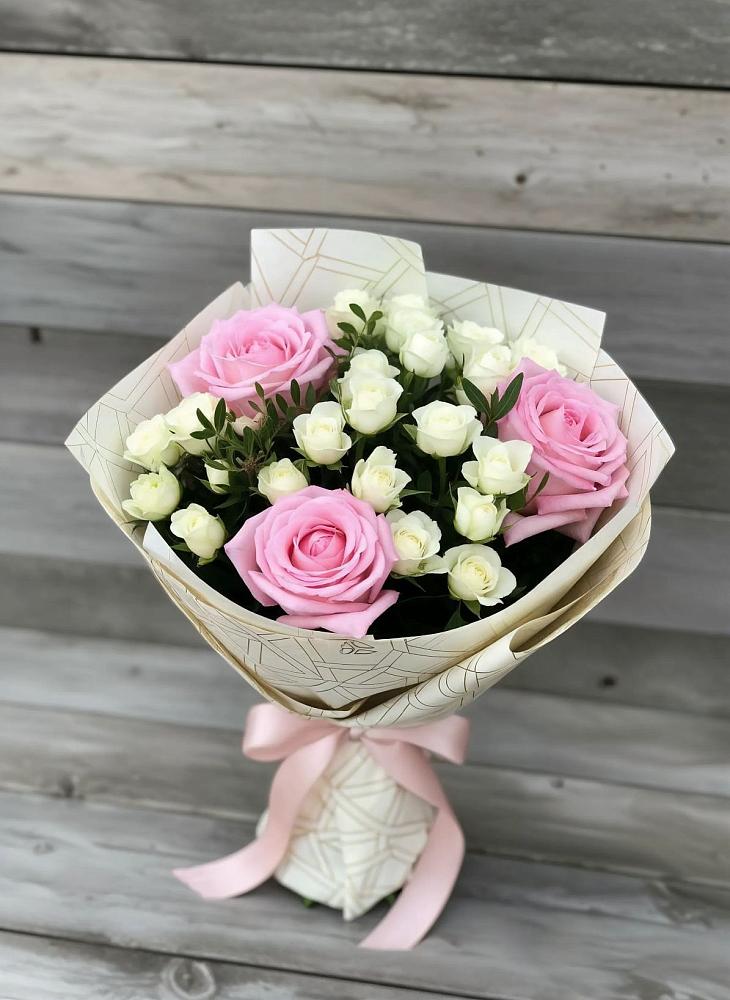 Букет цветов из: Розы в Дубне