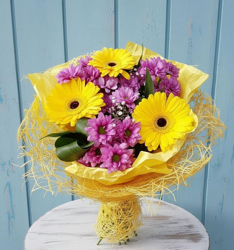 Букет цветов из: Хризантемы и Герберы в Дубне