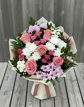 Букет цветов из:  Альстромерии, Гвоздики, Розы и Хризантемы в Дубне