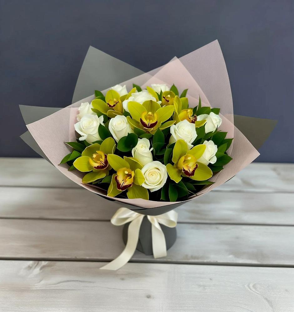 Букет цветов из: Орхидеи и Розы в Дубне