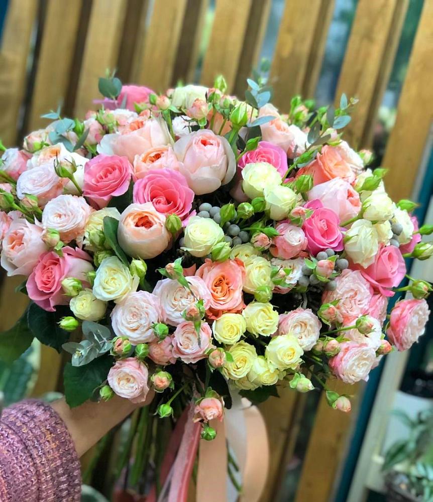 Букет цветов из: Розы в Дубне