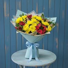 Букет цветов из:  Альстромерии и Хризантемы в Дубне