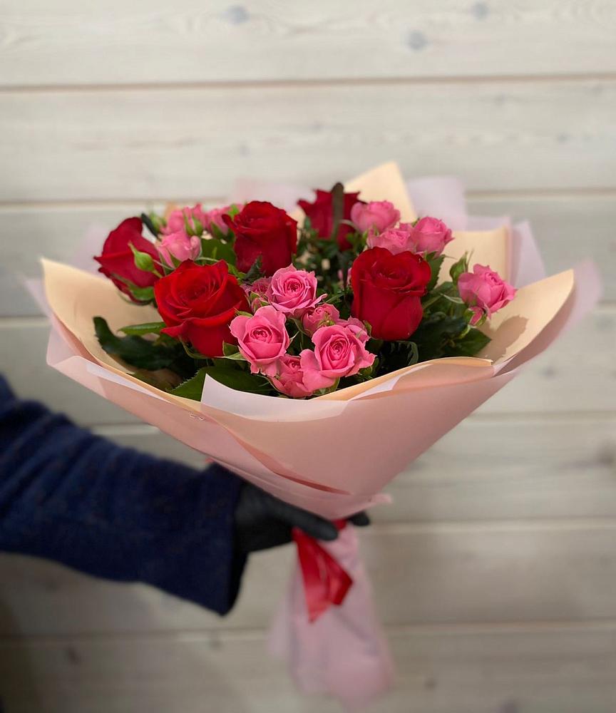 Букет цветов из: Розы в Дубне