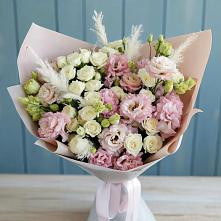 Букет цветов из:  Альстромерии и Розы в Дубне